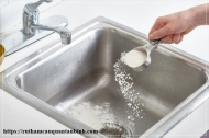Những cách thông bồn rửa bát bằng muối hiệu quả