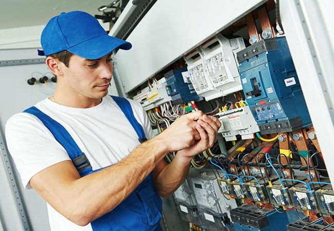 Dịch vụ sửa điện nước quận t&acirc;n b&igrave;nh