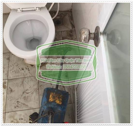 Thiết bị th&ocirc;ng bồn cầu kh&aacute;c hiệu quả